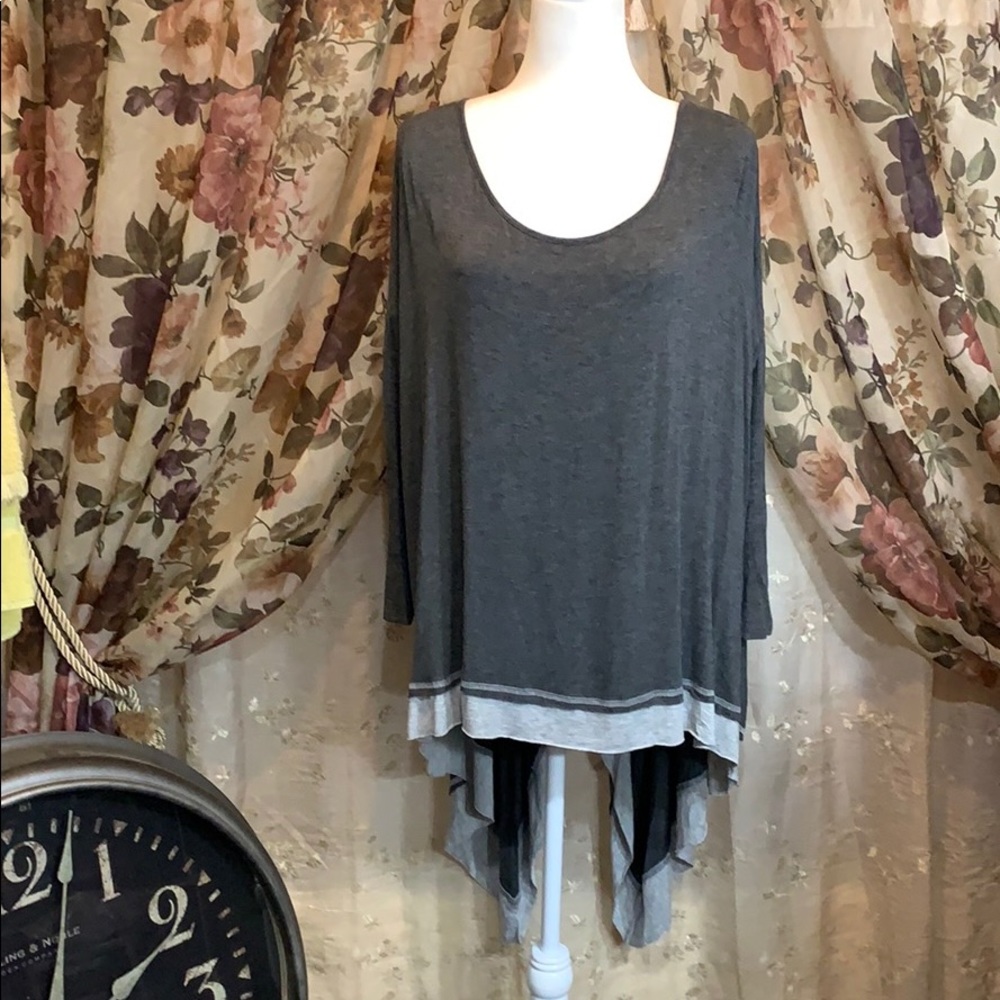 Sz small Oversized Top